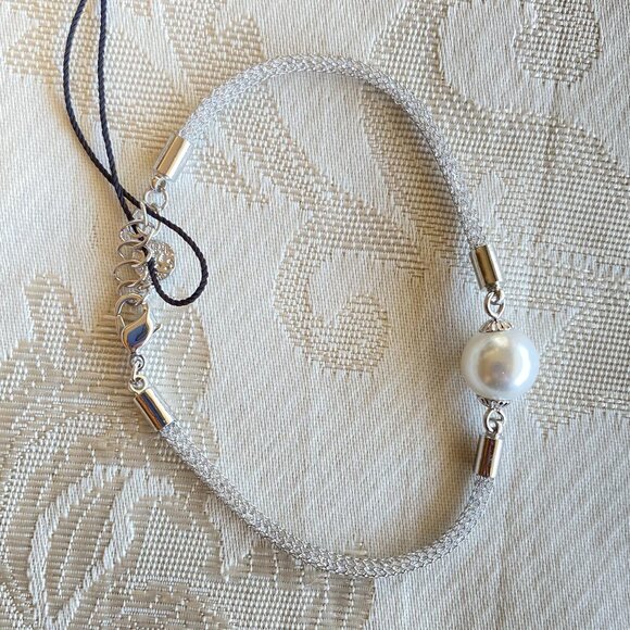 FAC Crystal Mesh Bracelet & Faux Pearl Earrings - Picture 3 of 6